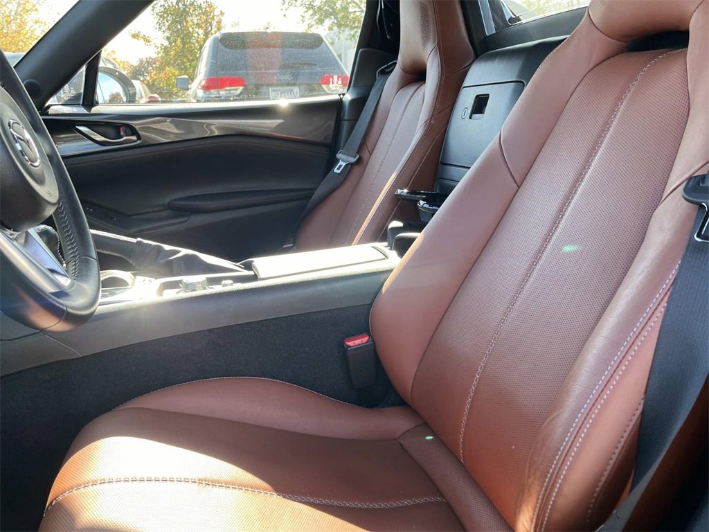 Used 2022 MAZDA MX-5 Miata RF Grand Touring w/ Weather Package image 15