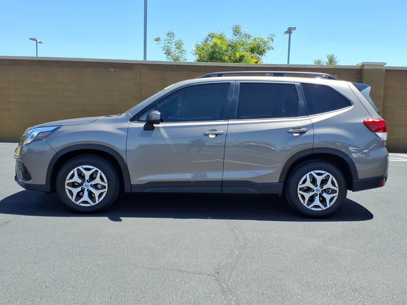 Certified 2024 Subaru Forester Premium AWD/4WD image 4