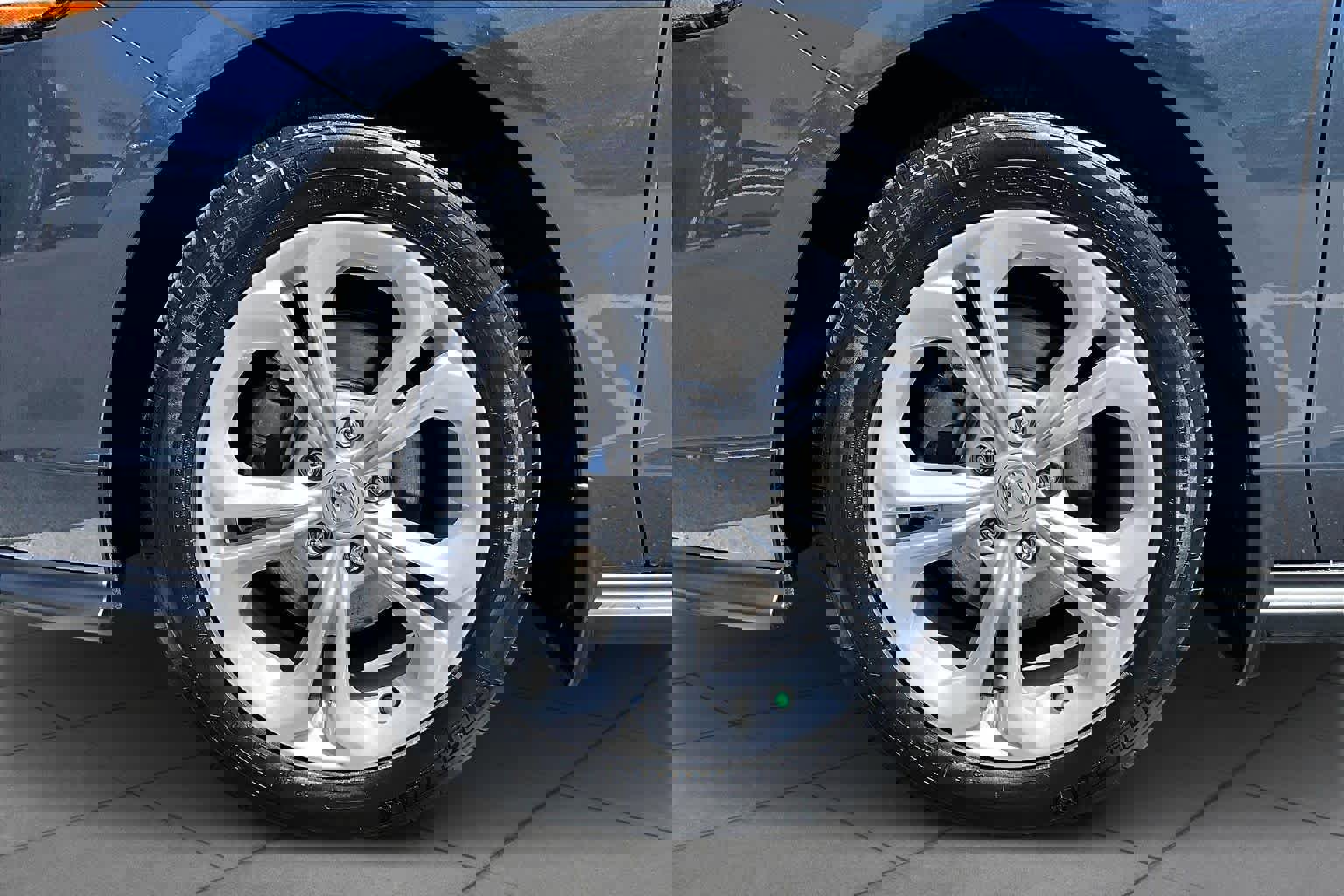 Used 2025 Honda Accord LX image 11