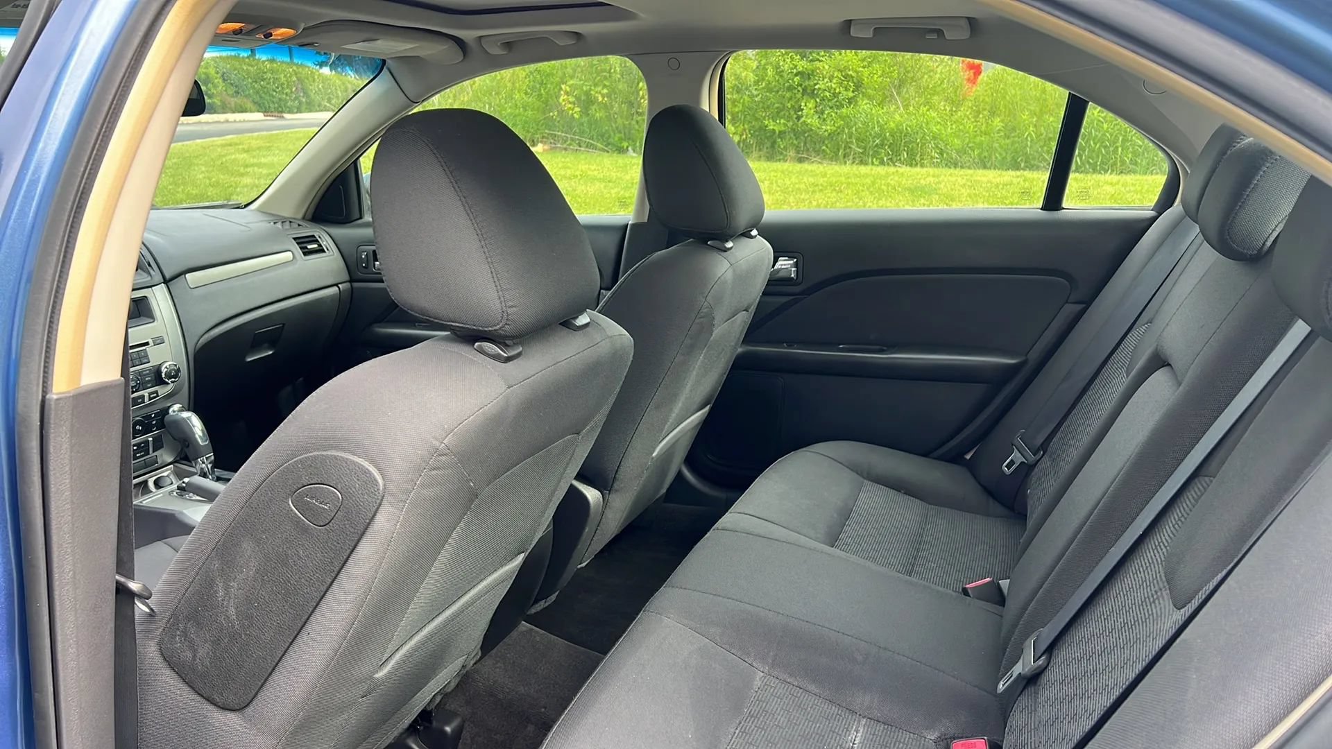 Used 2010 Ford Fusion SE FWD image 13