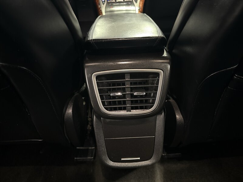 Used 2018 Lincoln MKX Select w/ Select Plus Package FWD image 29