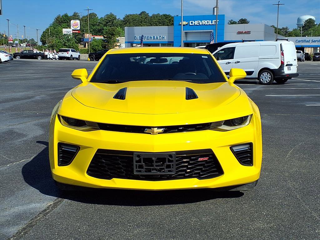 Used 2018 Chevrolet Camaro SS image 2