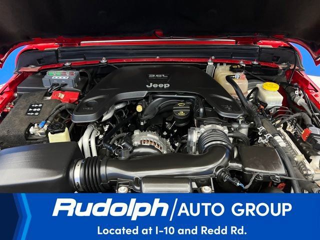 Used 2019 Jeep Wrangler Unlimited Sahara AWD/4WD image 34