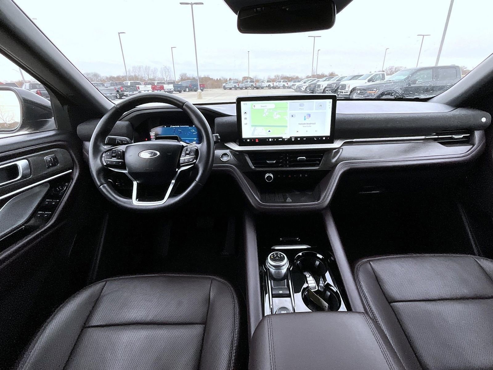 Used 2025 Ford Explorer Platinum w/ LUX Leather Package image 13