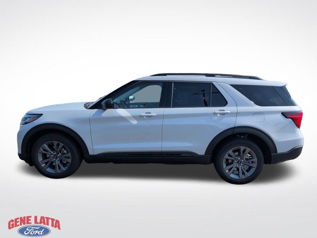 New 2026 Ford Explorer Active w/ Active Comfort Package AWD/4WD image 4
