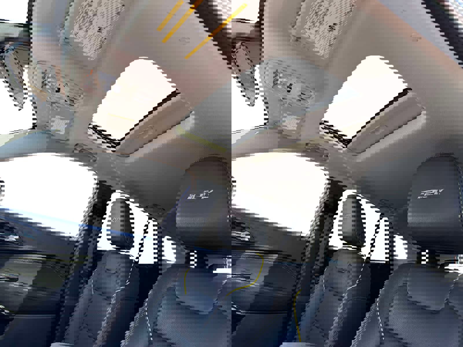 Used 2024 Chevrolet Trax ACTIV w/ Sunroof Package image 11