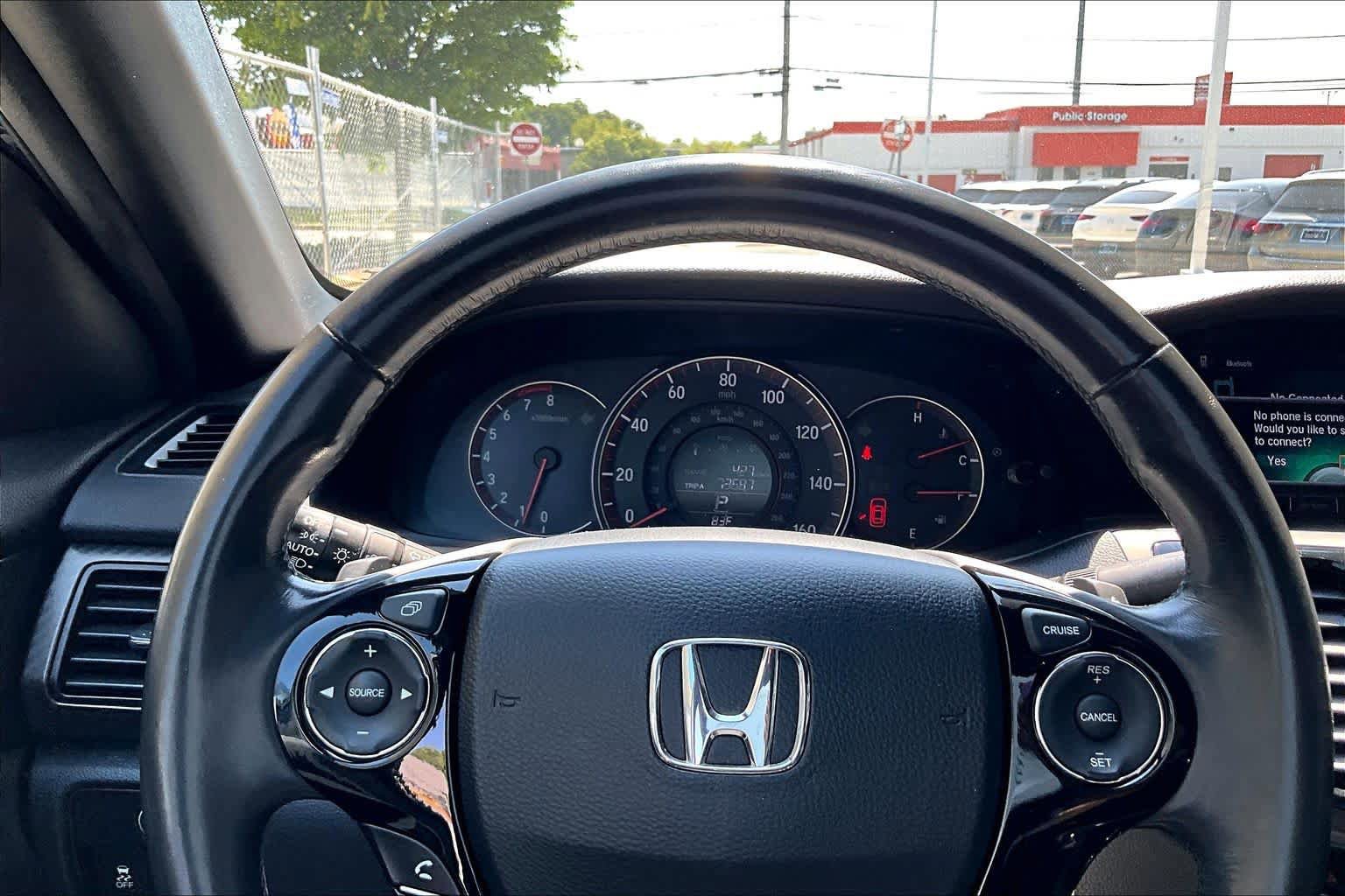 Used 2017 Honda Accord Sport image 25
