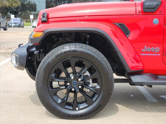 Certified 2025 Jeep Wrangler Sahara image 8