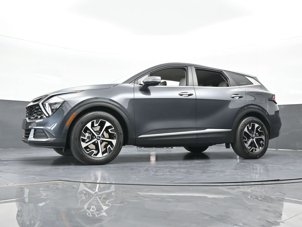Used 2023 Kia Sportage EX image 57