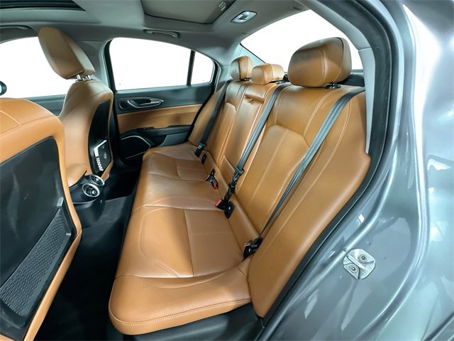 Used 2017 Alfa Romeo Giulia Ti image 27