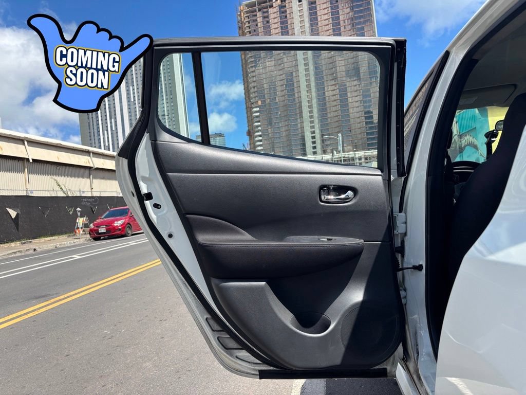 Used 2019 Nissan Leaf S w/ S Charge Package FWD image 9