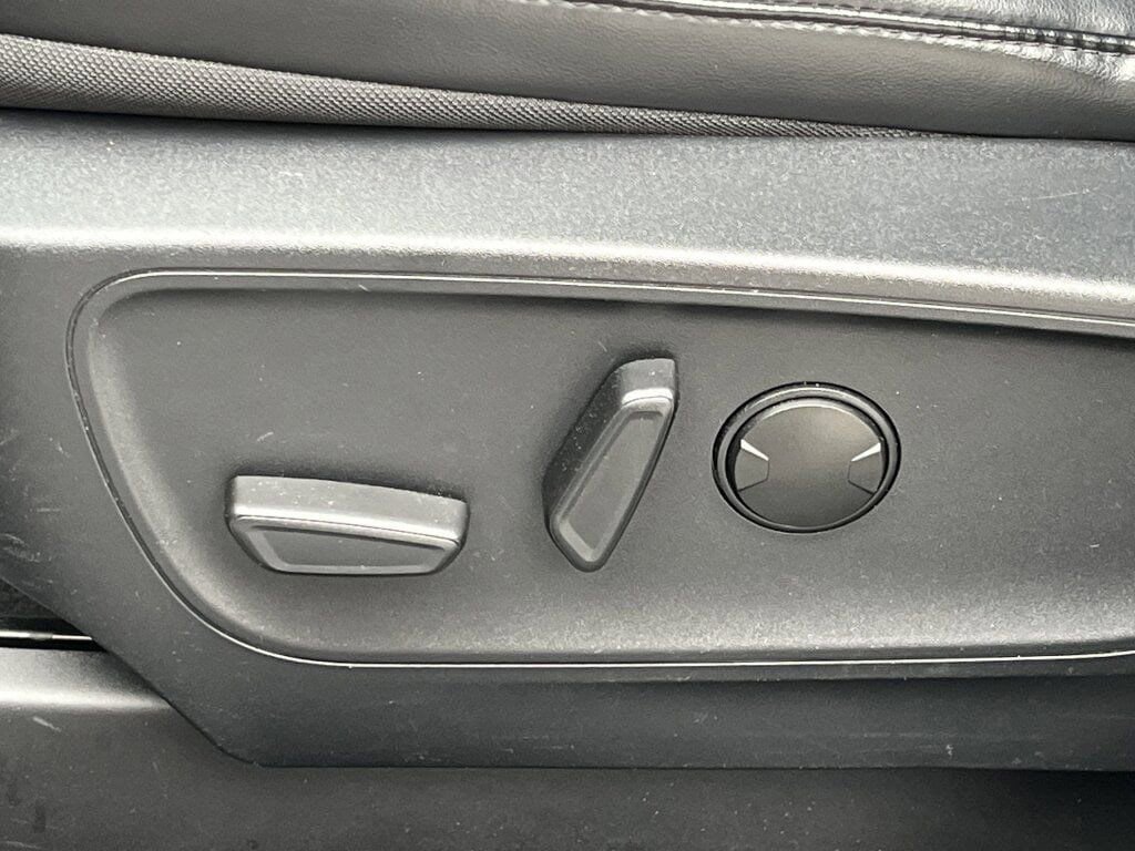 Used 2024 Ford Escape ST-Line image 16