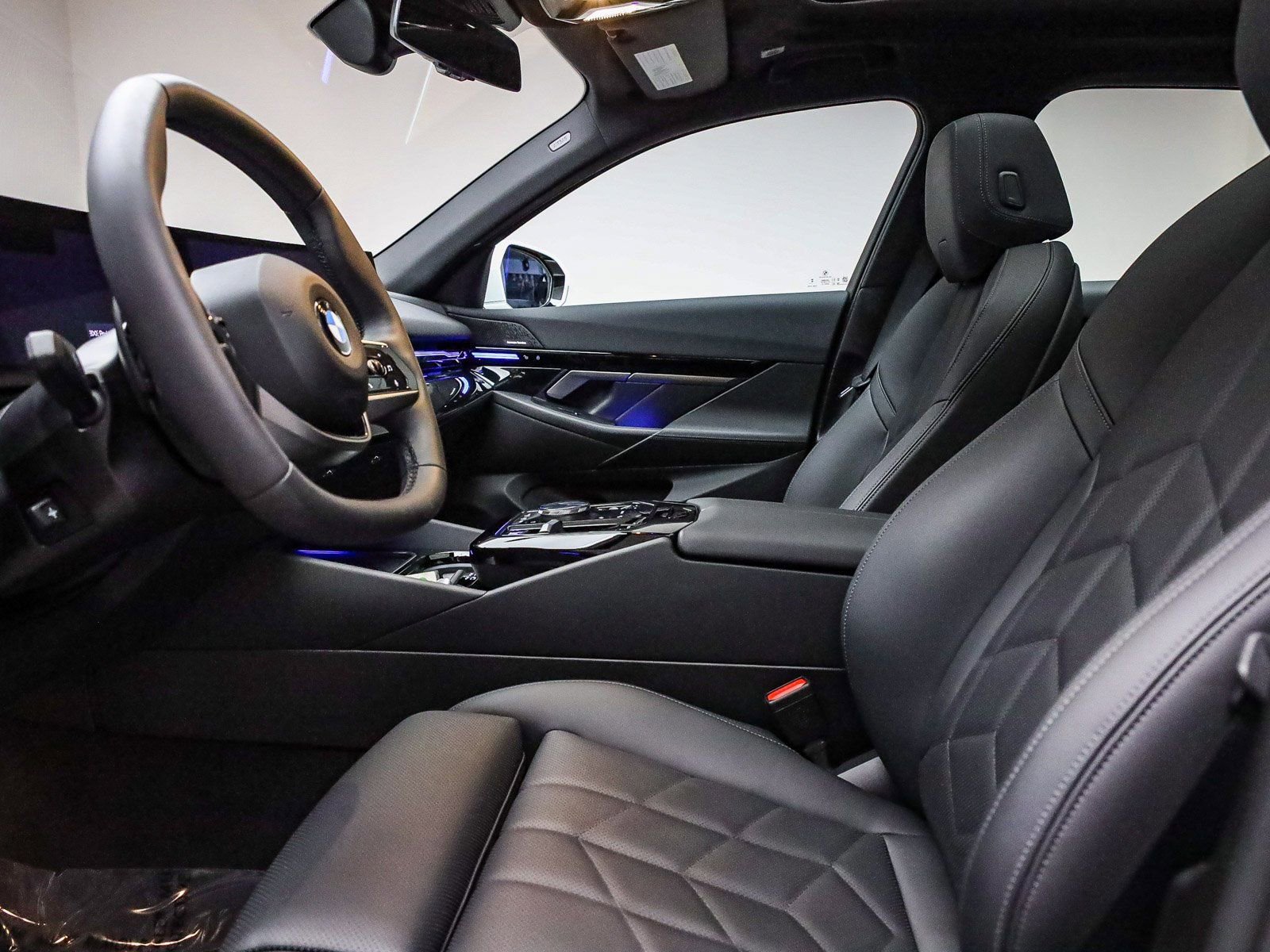 Used 2025 BMW 530i image 19