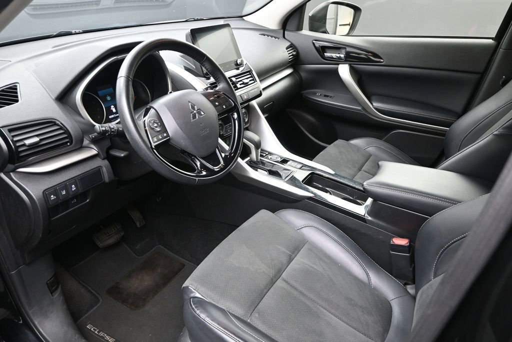 Used 2025 Mitsubishi Eclipse Cross SE AWD/4WD image 20