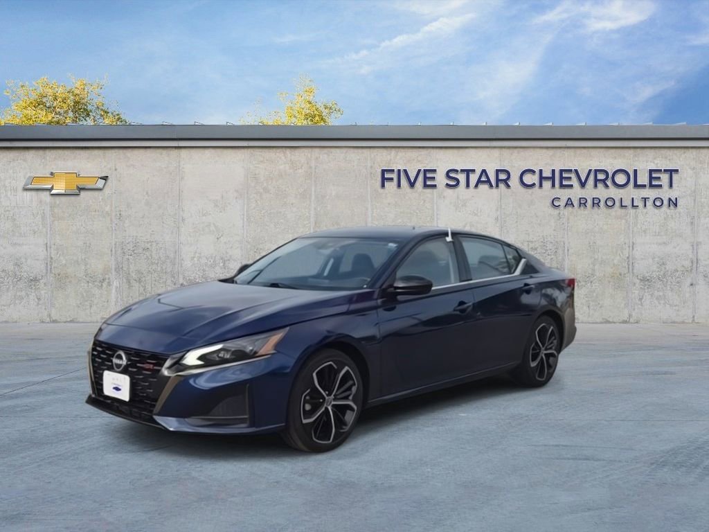Used 2024 Nissan Altima 2.5 SR image 4