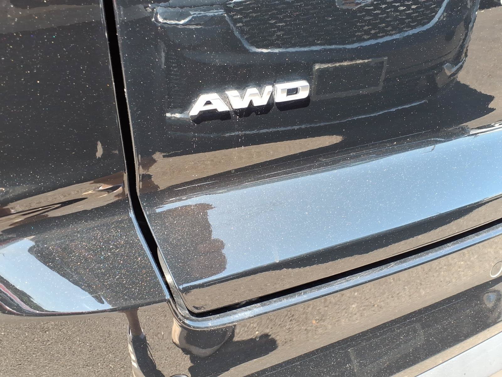 Certified 2024 Cadillac XT4 Premium Luxury AWD/4WD image 11