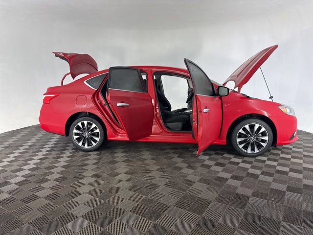 Used 2019 Nissan Sentra SR image 12
