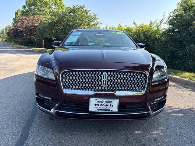 Used 2017 Lincoln Continental Select FWD image 3