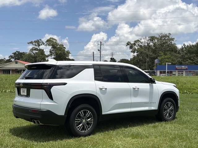 Used 2024 Chevrolet Traverse LS AWD/4WD image 6