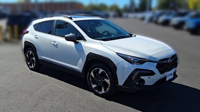 Used 2024 Subaru Crosstrek 2.5i Limited w/ Crosstrek Mirror Package AWD/4WD image 3