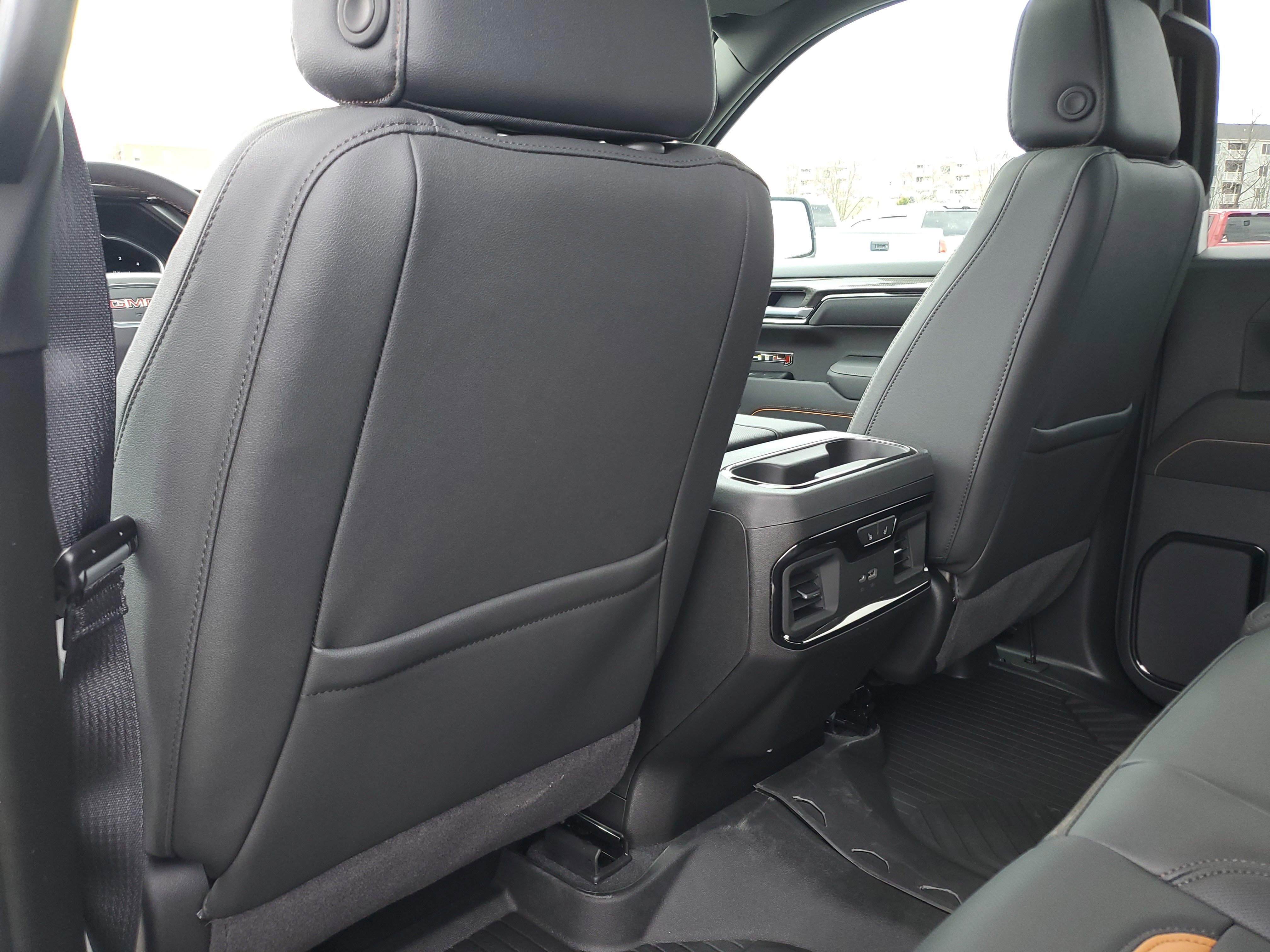 New 2026 GMC Sierra 1500 AT4 w/ AT4 Premium Package image 32