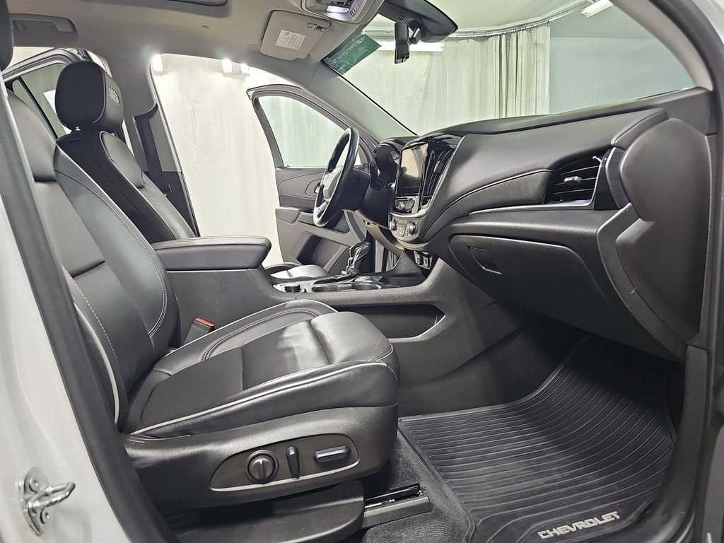 Certified 2021 Chevrolet Traverse High Country image 13