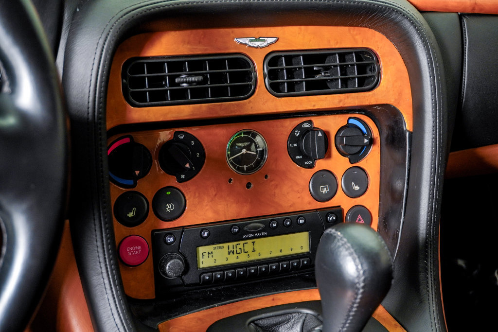 Used 2002 Aston Martin DB7 Vantage RWD image 29