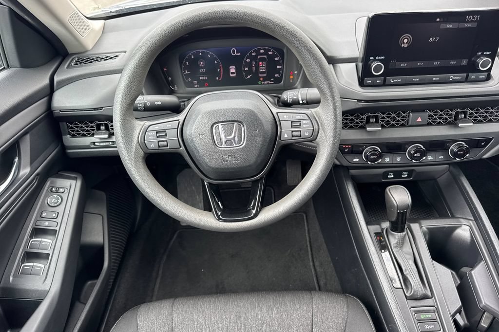 Certified 2025 Honda Accord SE image 18