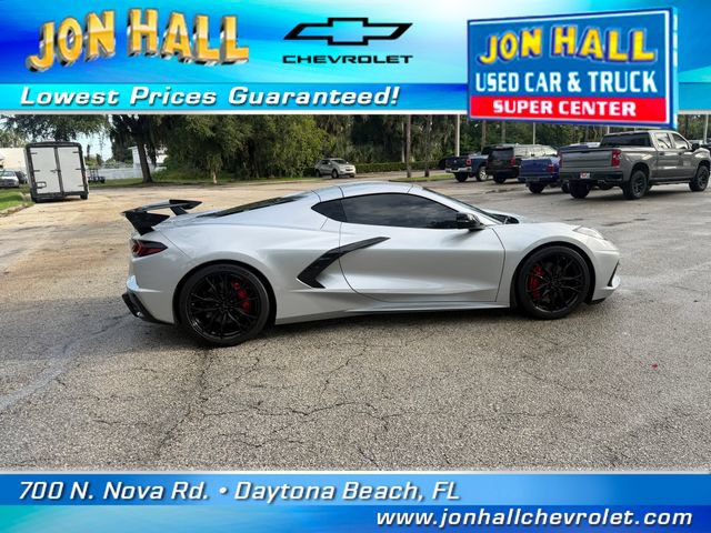 Used 2027 Chevrolet Corvette Stingray Coupe RWD image 13