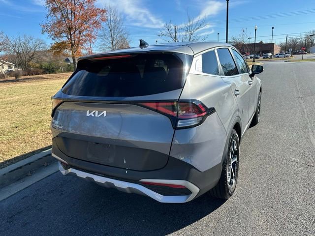 Used 2023 Kia Sportage EX image 19