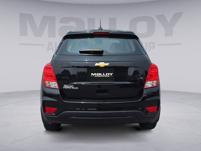 Used 2020 Chevrolet Trax LS w/ LPO, Protection Package AWD/4WD image 4