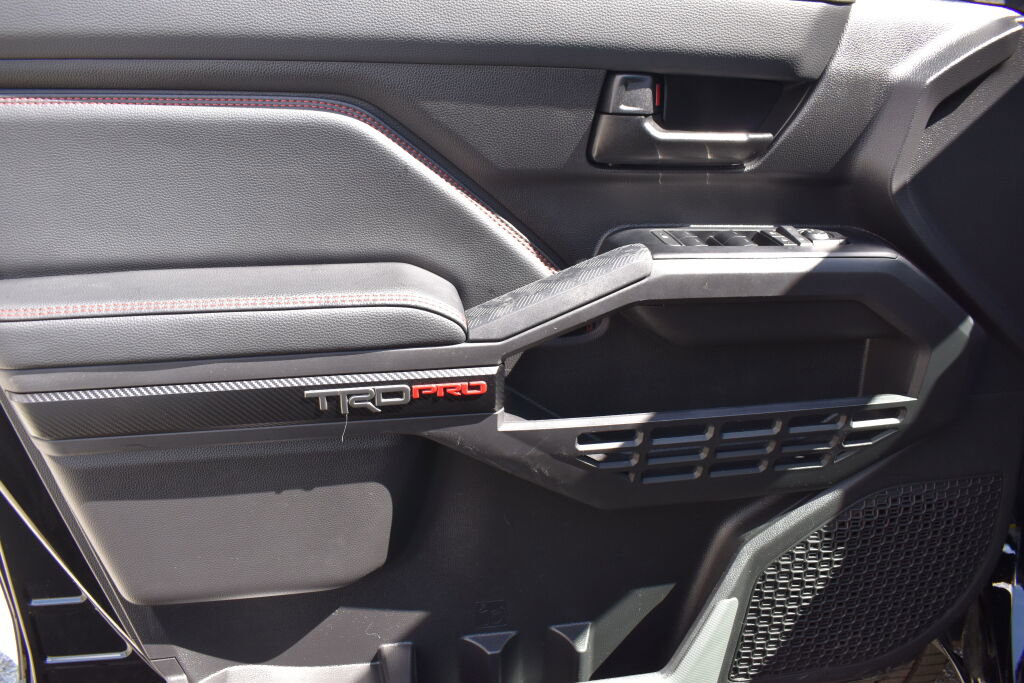 Certified 2025 Toyota Tacoma TRD Pro AWD/4WD image 17