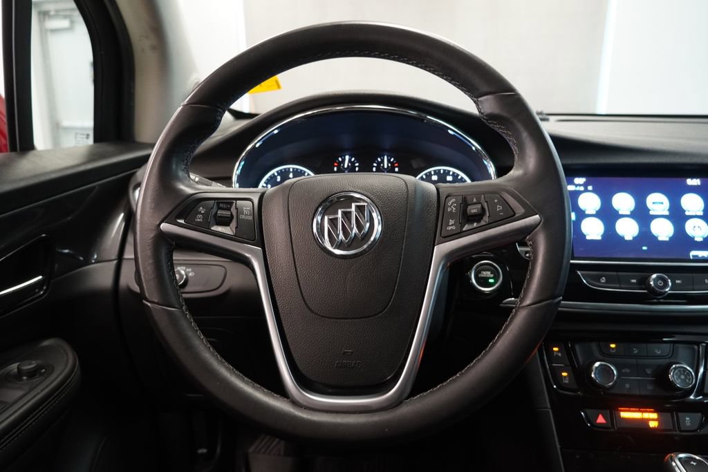 Used 2021 Buick Encore Preferred w/ Safety Package II AWD/4WD image 17