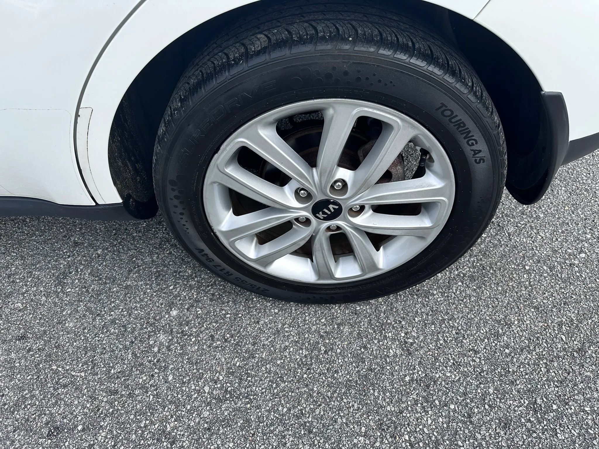 Used 2019 Kia Soul + FWD image 9