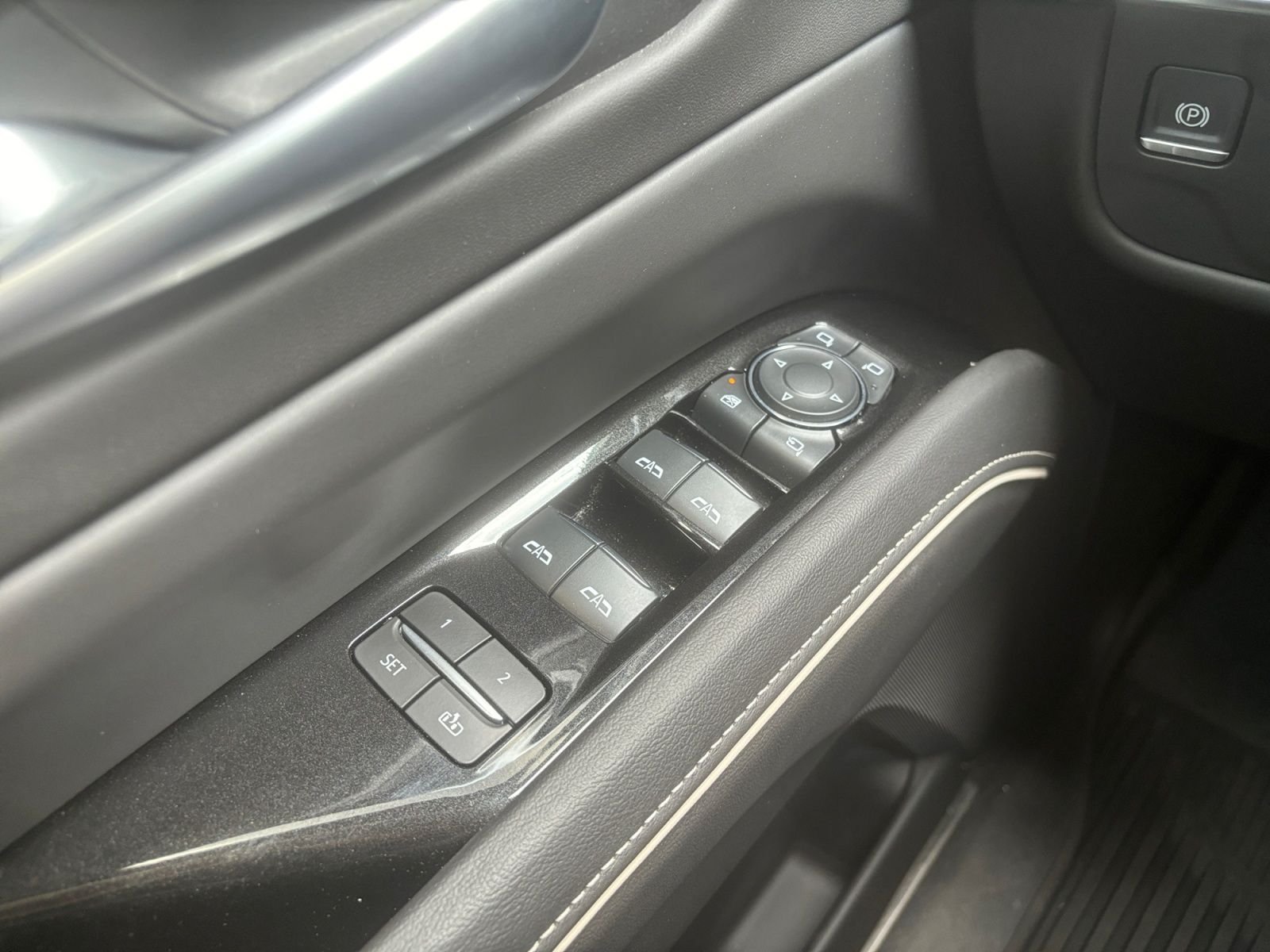Used 2024 Cadillac Escalade Sport Platinum AWD/4WD image 20