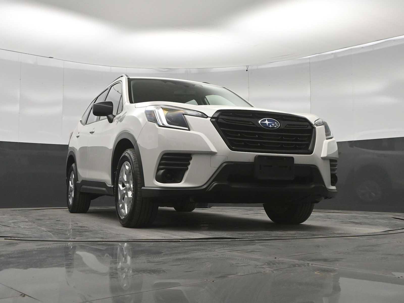 Used 2024 Subaru Forester AWD/4WD image 32
