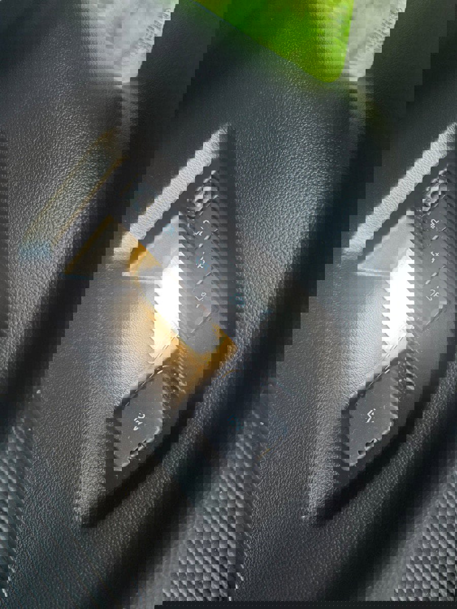 Used 2020 Ford Explorer Platinum w/ Premium Technology Package image 30