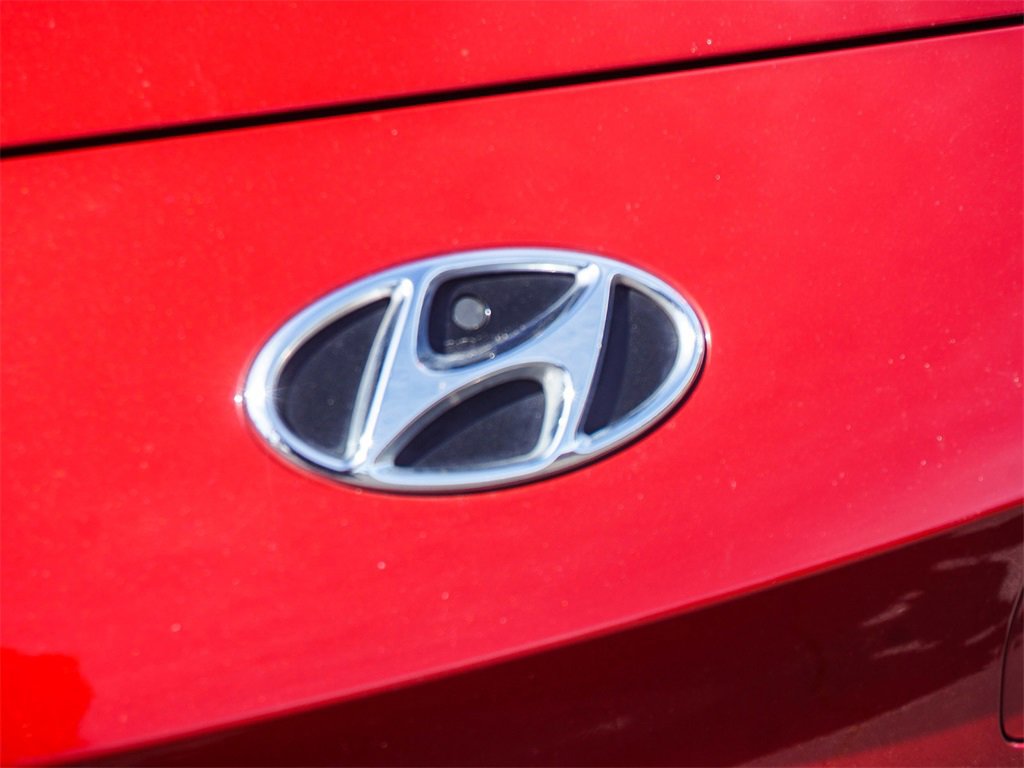 Used 2022 Hyundai Kona SEL image 11