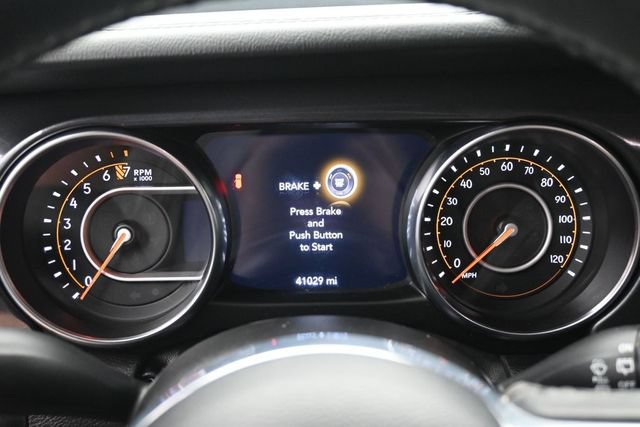 Used 2023 Jeep Wrangler Unlimited Sahara AWD/4WD image 18