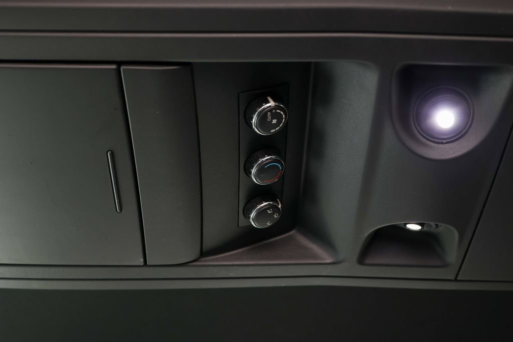 Used 2019 Dodge Grand Caravan GT image 32