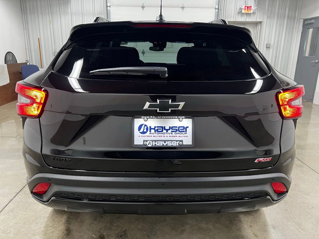 New 2026 Chevrolet Trax RS w/ Driver Confidence Package image 4