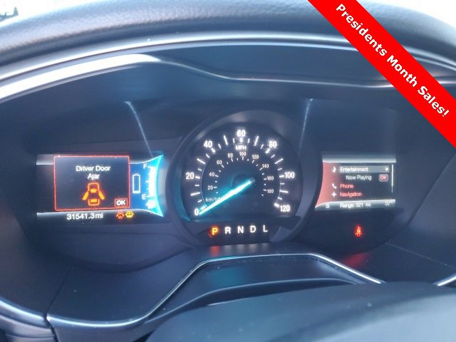 Used 2018 Ford Fusion Energi SE image 18