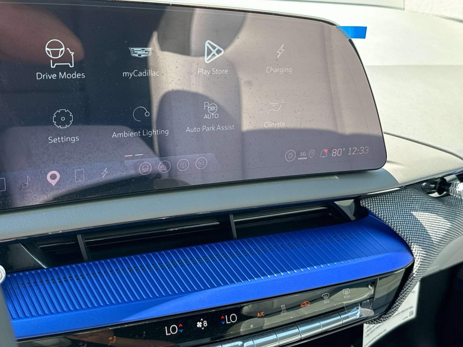 Used 2026 Cadillac Optiq Sport 1 w/ LPO, Floor Liner Package AWD/4WD image 10