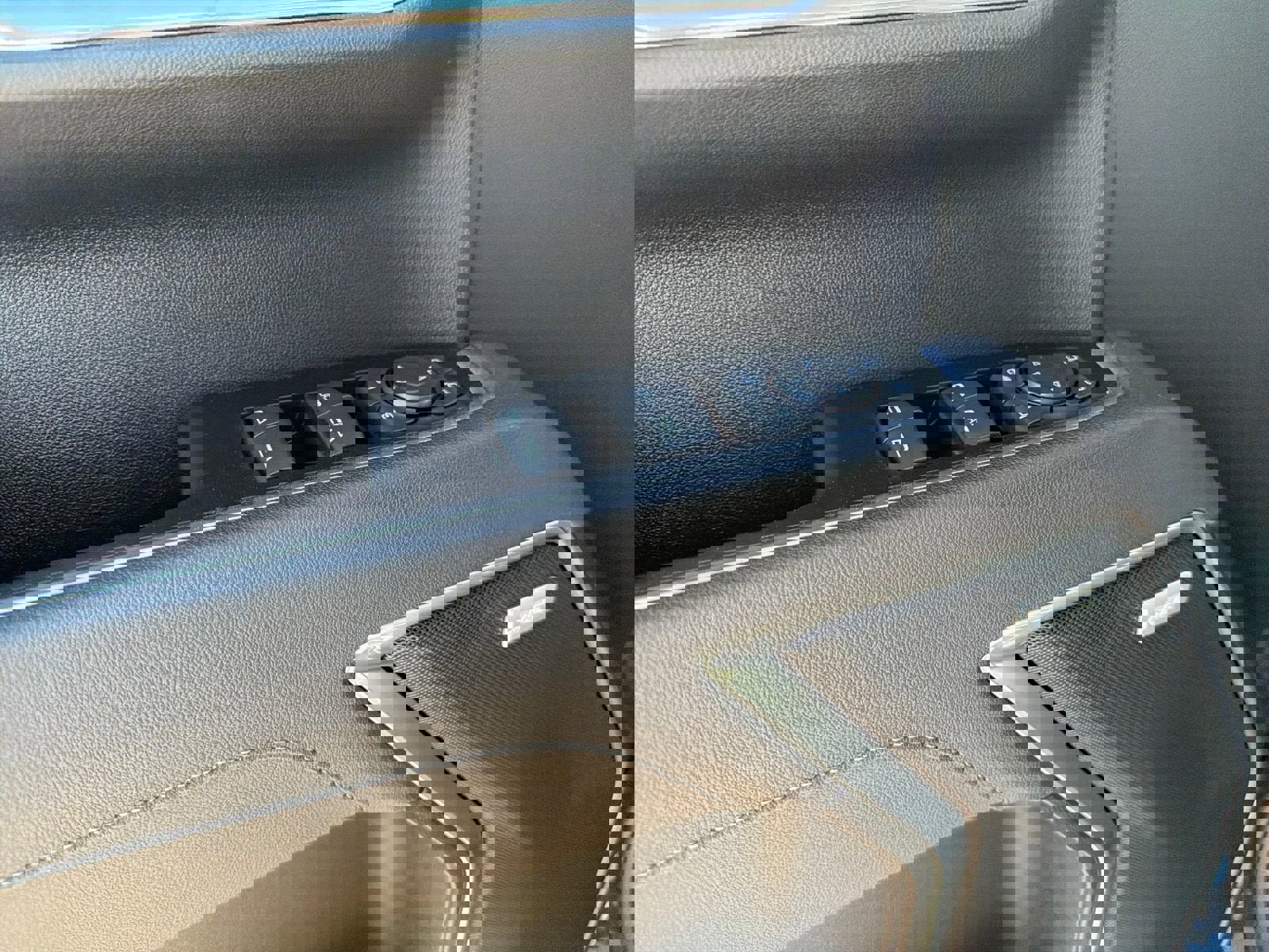 New 2026 GMC Sierra 1500 SLT w/ SLT Premium Plus Package image 15