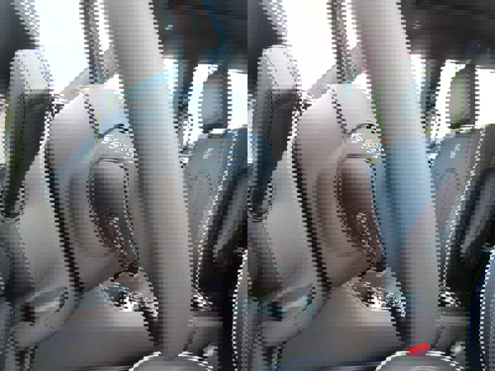 New 2026 Chrysler Pacifica Limited w/ Uconnect Theater Family Group image 32