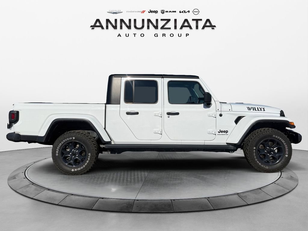 Certified 2023 Jeep Gladiator Willys image 6
