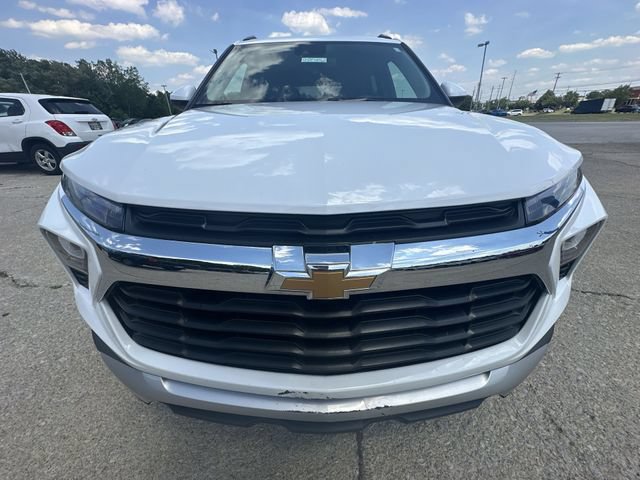 Used 2024 Chevrolet TrailBlazer LT w/ LT Cold Weather Package FWD image 33