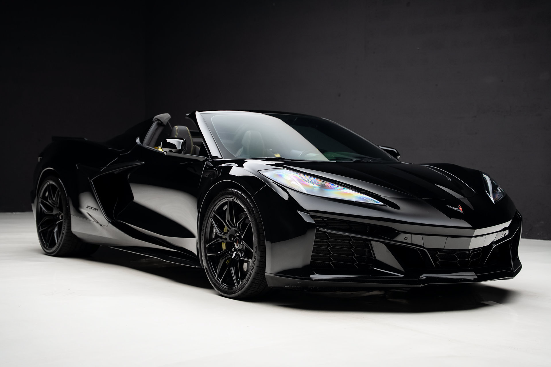 Used 2023 Chevrolet Corvette Z06 w/ Stealth Interior Trim Package RWD image 78