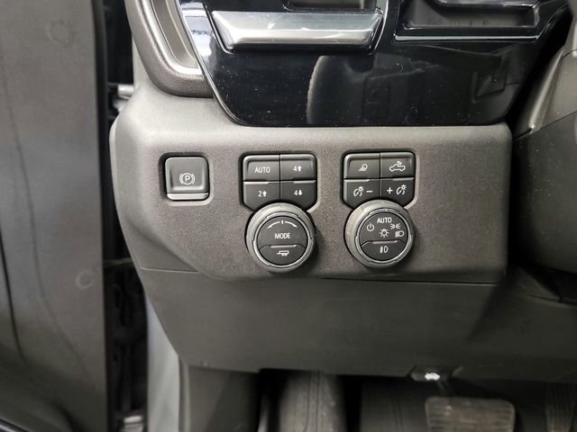 Used 2024 Chevrolet Silverado 1500 High Country w/ High Country Premium Package image 39