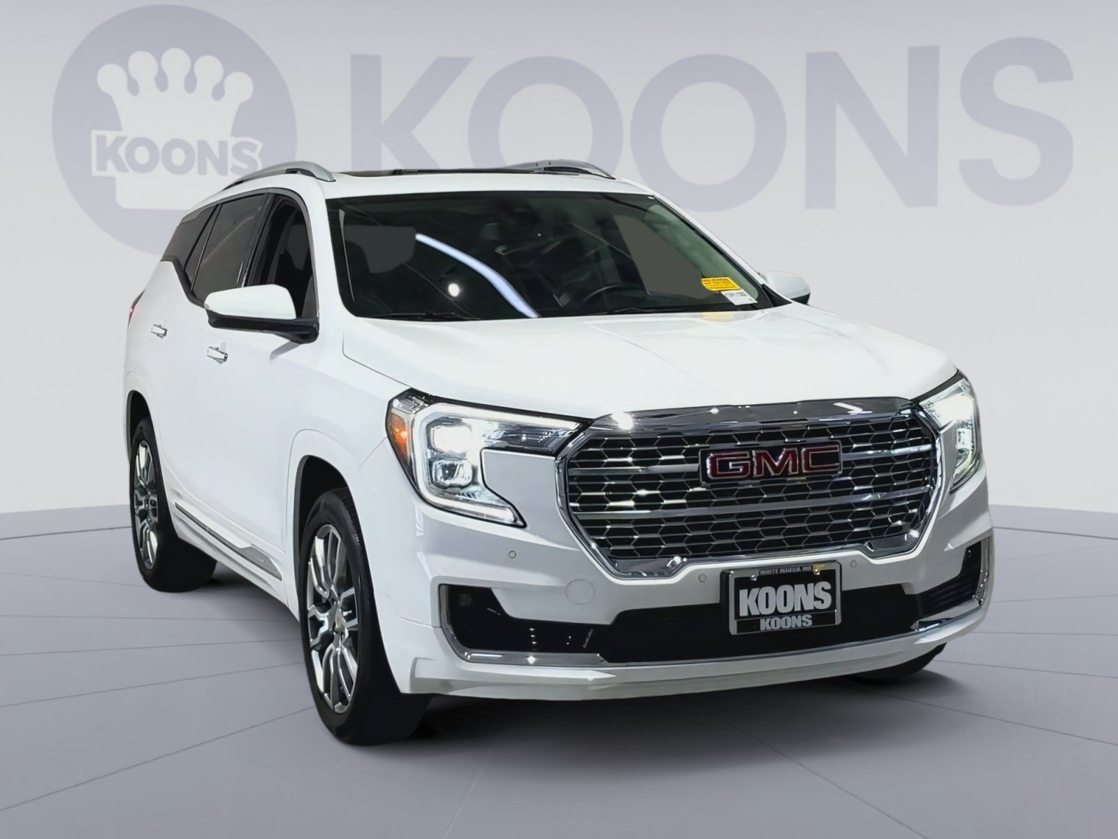 Used 2023 GMC Terrain Denali AWD/4WD image 4